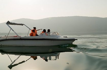 boating Water Sports The Mountains Adventure 1
